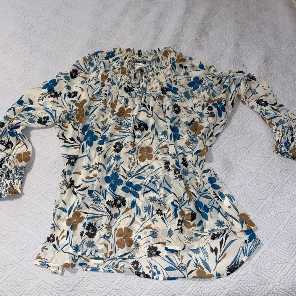 Long Sleeve Floral Blouse